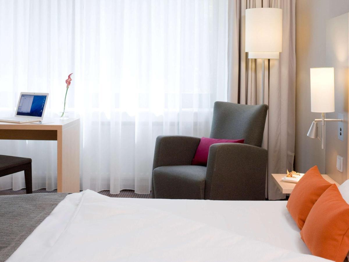 Mercure Hotel Düsseldorf Neuss Exterior foto