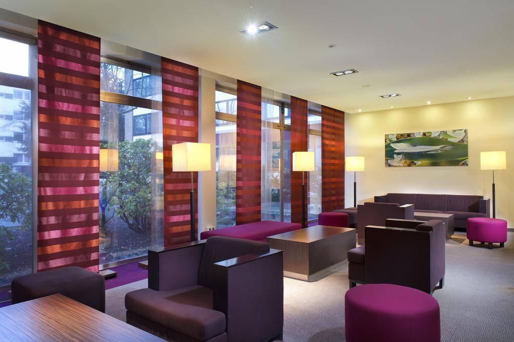 Mercure Hotel Düsseldorf Neuss Interior foto